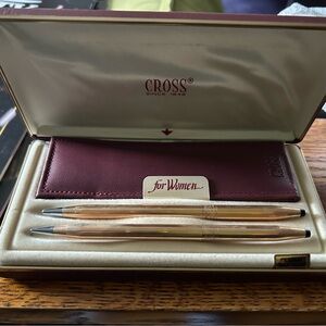 CROSS gold pen and pencil set.  Box and case.  NWT